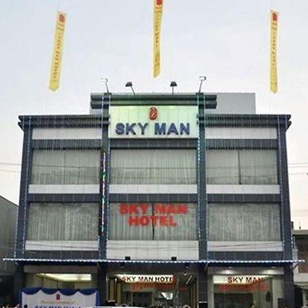 Sky Man Hotel Gyogon Exteriér fotografie